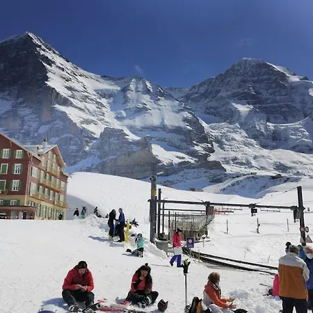 Beautiful Staubbach In A Charming شقة *