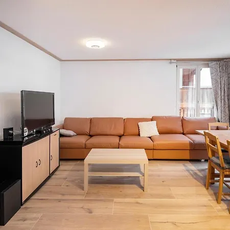 Beautiful Staubbach In A Charming شقة لوتربرونن